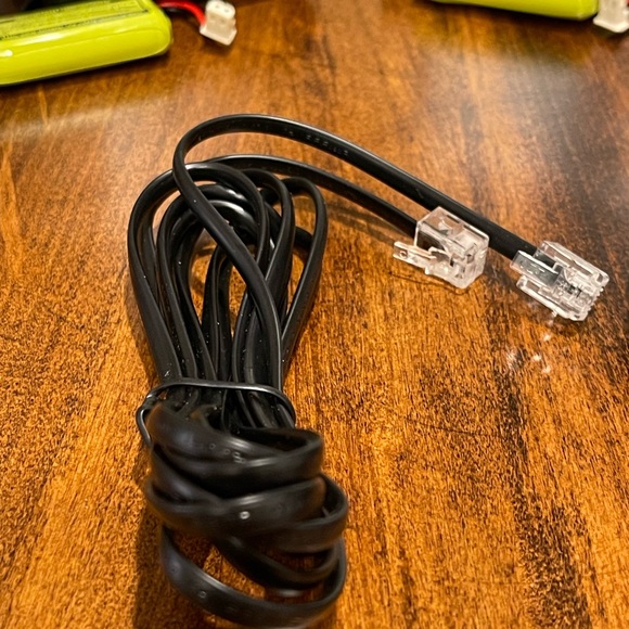 ATT CL82414 3 Handset Cordless Answering System extra handset - Picture 5 of 16